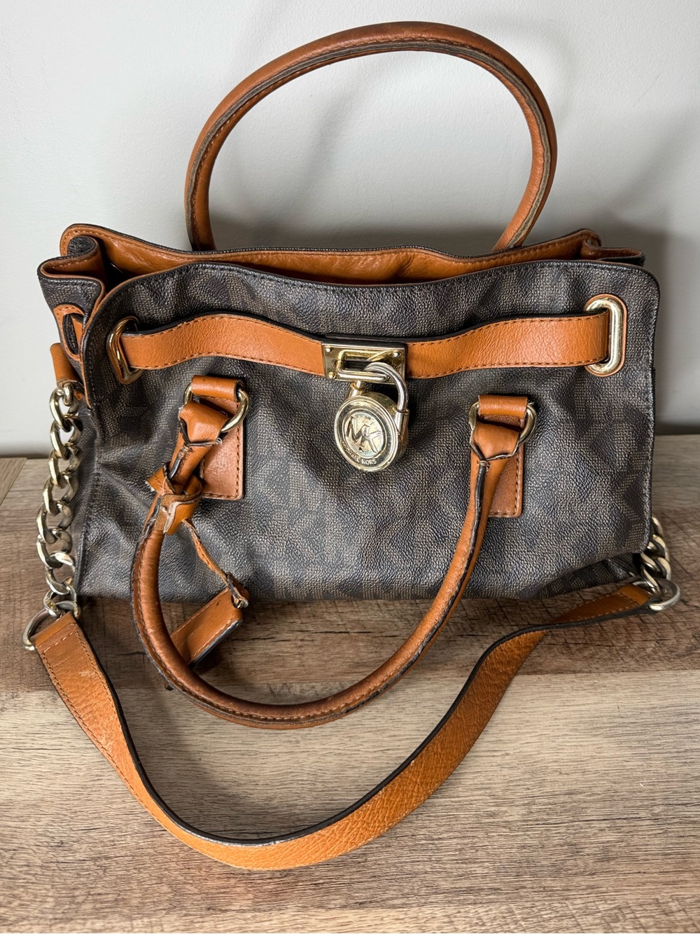 MICHAEL KORS Leather Brown Hamilton Satchel Bag Logo Monogram Lock Chain *FLAWS - Picture 5 of 16